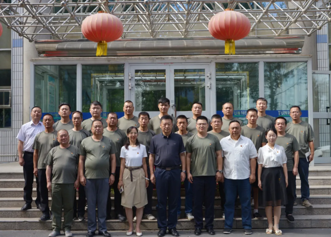 Bwin必赢网址召开“八一”退役军人座谈会